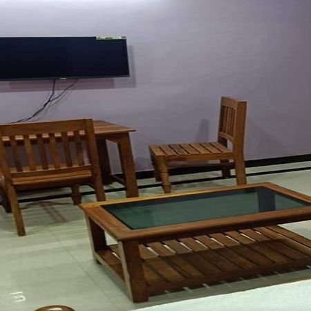 Hotel O Pop Hotel Thiruvananthapuram Екстер'єр фото